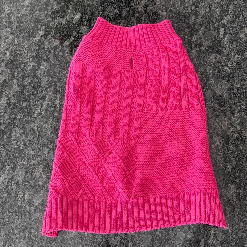 Cable Knit Doggie Sweater - Size M